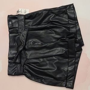 Express NWT New With Tags Faux Leather Paper bag High Waisted Shorts 0